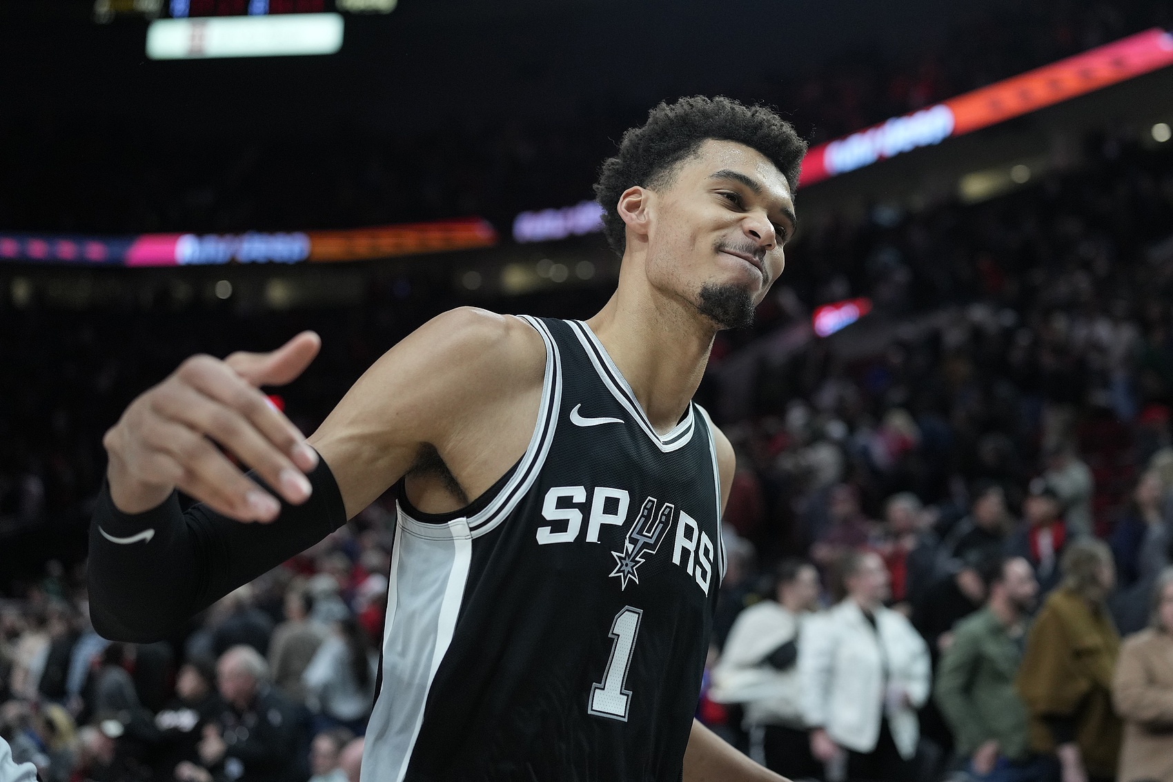 下一個NBA超級巨星？文班亞馬——身高&技術與人格魅力的完美結合
